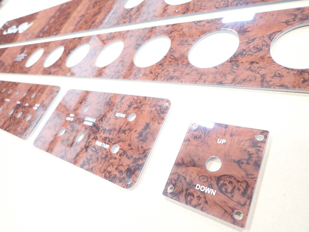 https://cdn.shopify.com/s/files/1/0774/7777/3599/files/PNL-SR280300DA89-BURL-4__47274_c647b259-4497-4be7-9b47-7a0f1e2588d4.jpg