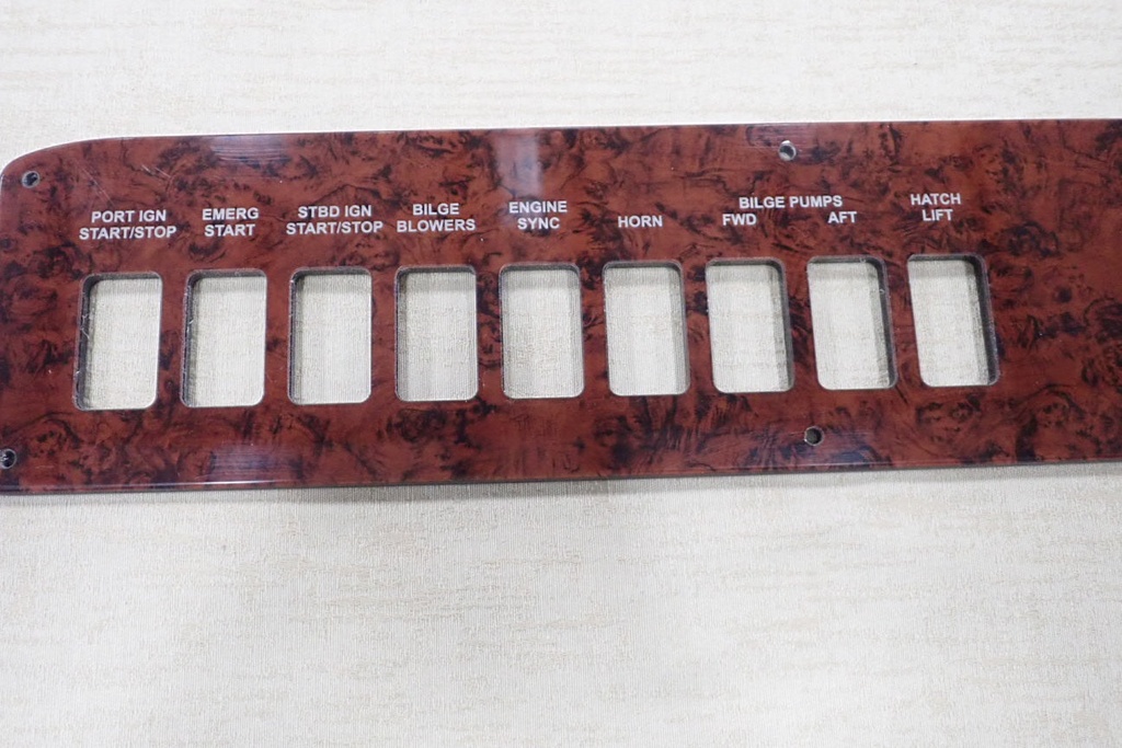 https://cdn.shopify.com/s/files/1/0774/7777/3599/files/PNL-SR390420DA-switch-BURL-3__23503_54230e4d-a7de-43ad-a4d3-7d3b3b47cc29.jpg