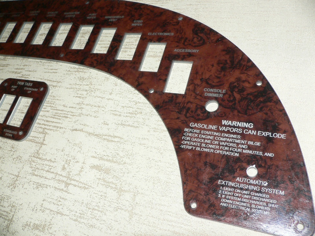 https://cdn.shopify.com/s/files/1/0774/7777/3599/files/PNL-SR310DA1998-BURL-5__74012_65d9b4f1-960c-4d71-8e99-b5c323ade4be.jpg