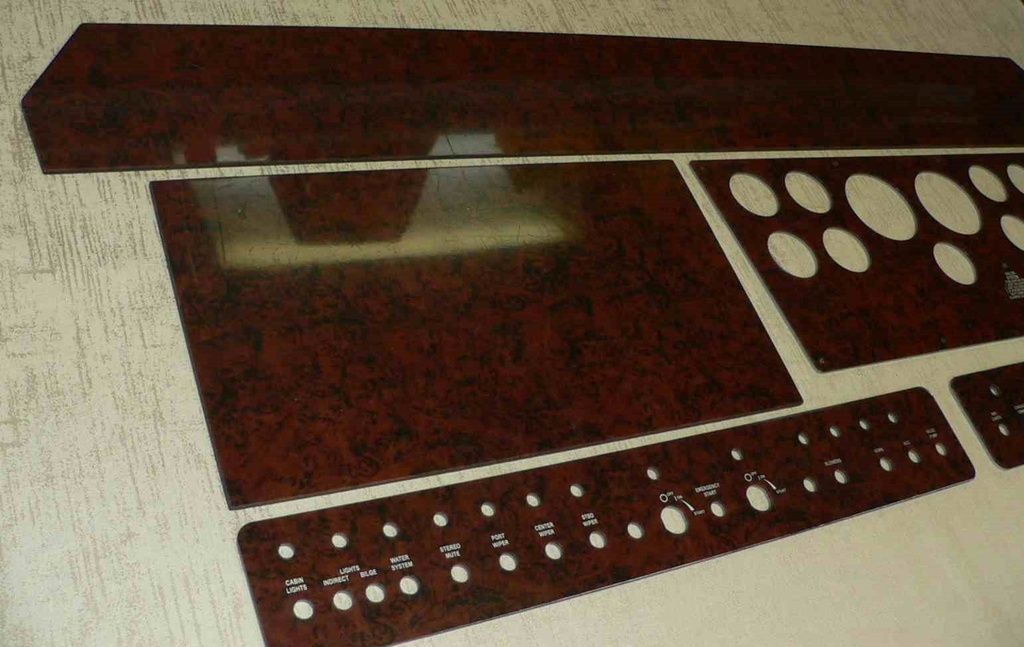 https://cdn.shopify.com/s/files/1/0774/7777/3599/files/PNL-SR330EC1992-BURL-3__45958_8ac91843-ea2e-4e70-9286-83b87a6f3894.jpg