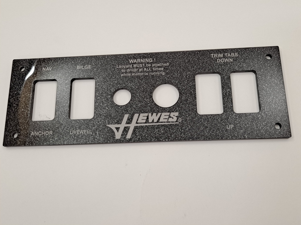 https://cdn.shopify.com/s/files/1/0774/7777/3599/files/PNL-Hewes4-BLKST-1__33762_2c4cb227-3dc7-4ae3-9de5-a74b92829845.jpg