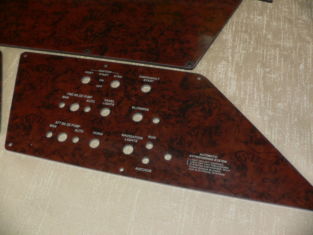 https://cdn.shopify.com/s/files/1/0774/7777/3599/files/PNL-SR300-305DB1989-BURL-5__91936.jpg