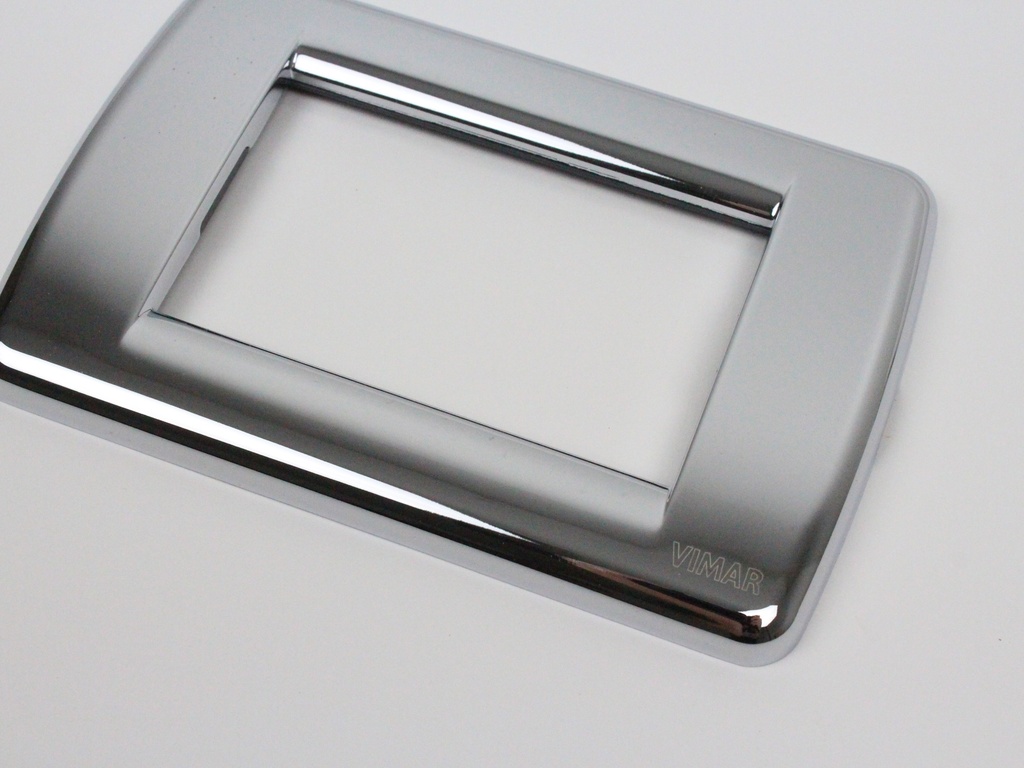 16753.36 Chrome 3 Round Module Cover Plate