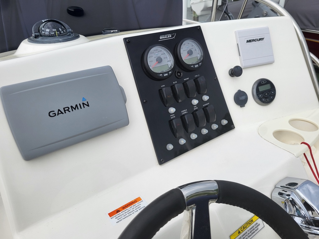 20, 23 Dauntless 2013 Custom Integrated Gauge/Switch Panel