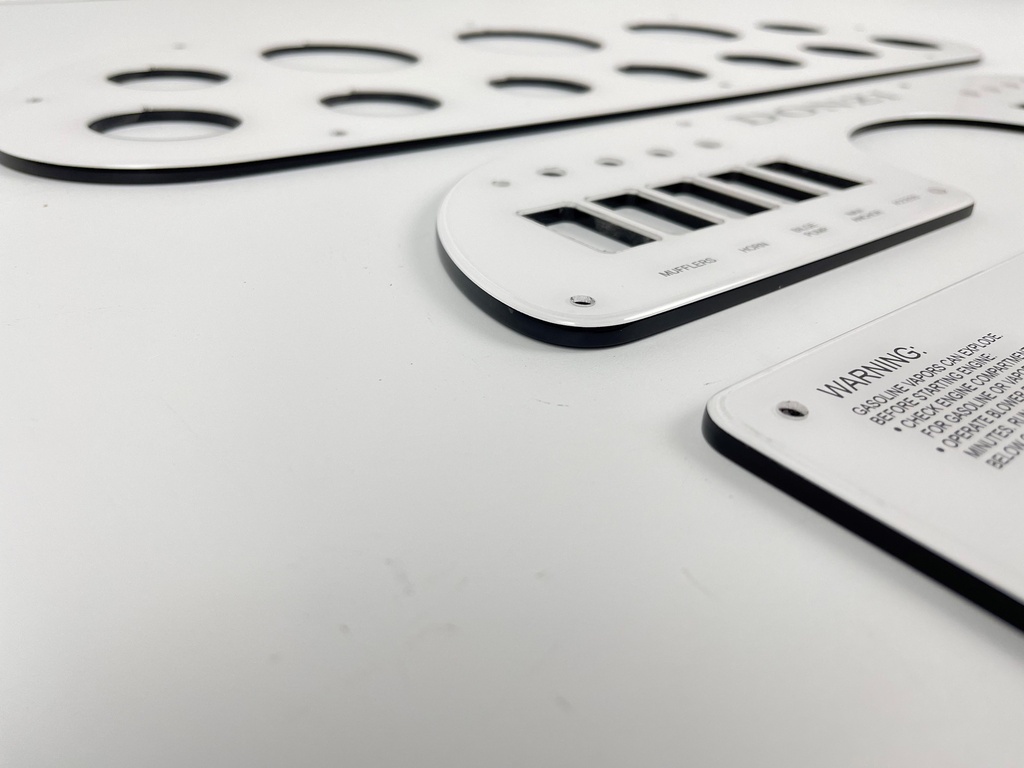 Donzi 33 ZX Panel Set