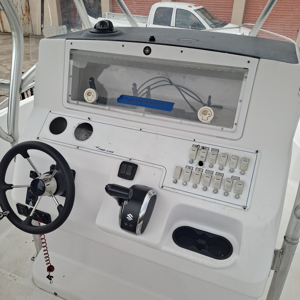 Proline 23 27 Sport 2001-2007 ish, Donzi ZF