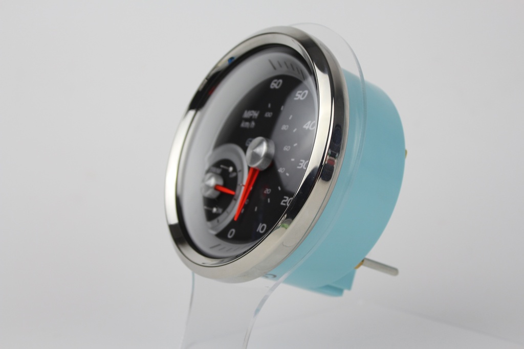 Deepvee Multi Speedo 60 MPH, GPS with Evinrude/Suz Trim (use 69054)