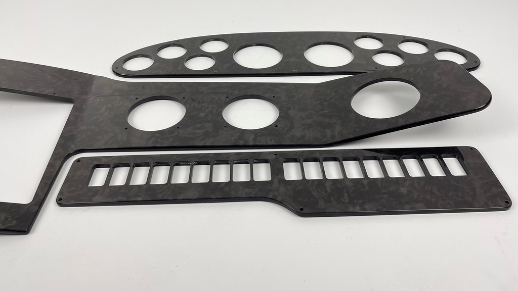 Regal 4260 Commodore - Full Panel Set