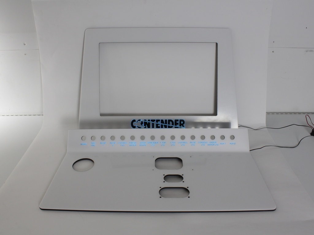 31 Open - Contender Full Custom Dash