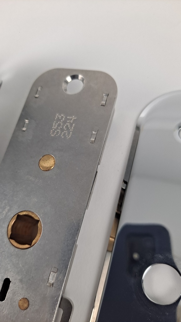 Mobella Star Slider Door Latch with Top Stop