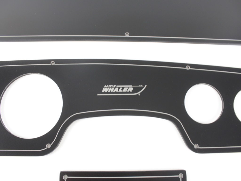18 Ventura 2000-2001 Boston Whaler 3pc Panel Set