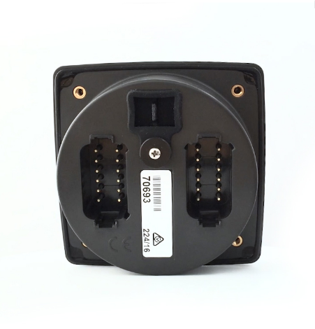 C3 3.5" VeeCan Color Display EGM Universal Engine Gateway Monitor. Analog to NMEA 2000 69838E