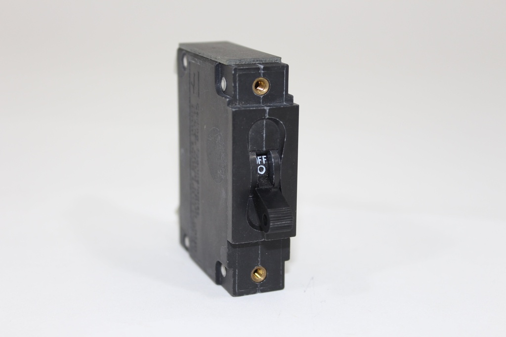 Carling CA1 series Circuit Breaker, 1/4-20 lugs, Black Rect