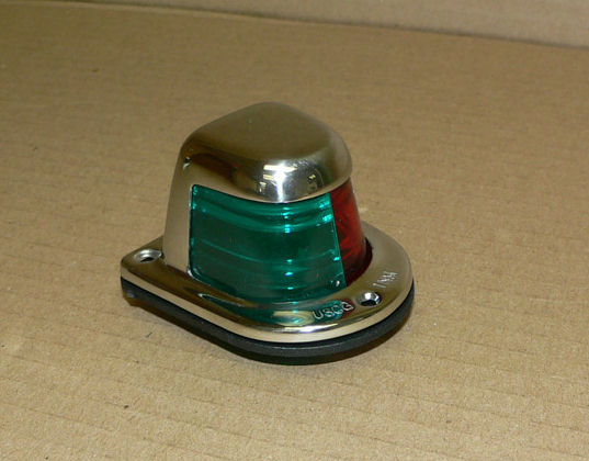 Attwood stainless steel "Tall" series Bow Light, Bi-Color. Attwood Part # 23-663187