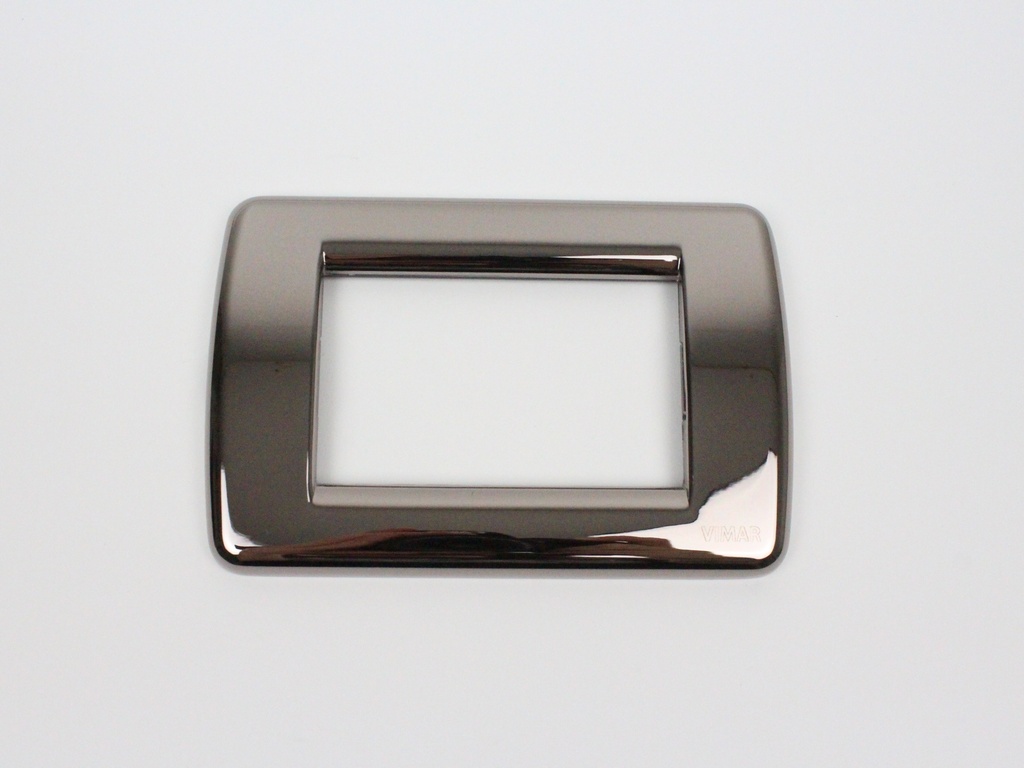 Vimar Black/Chrome 3 Module Cover Plate, Round Corners 16753.31
