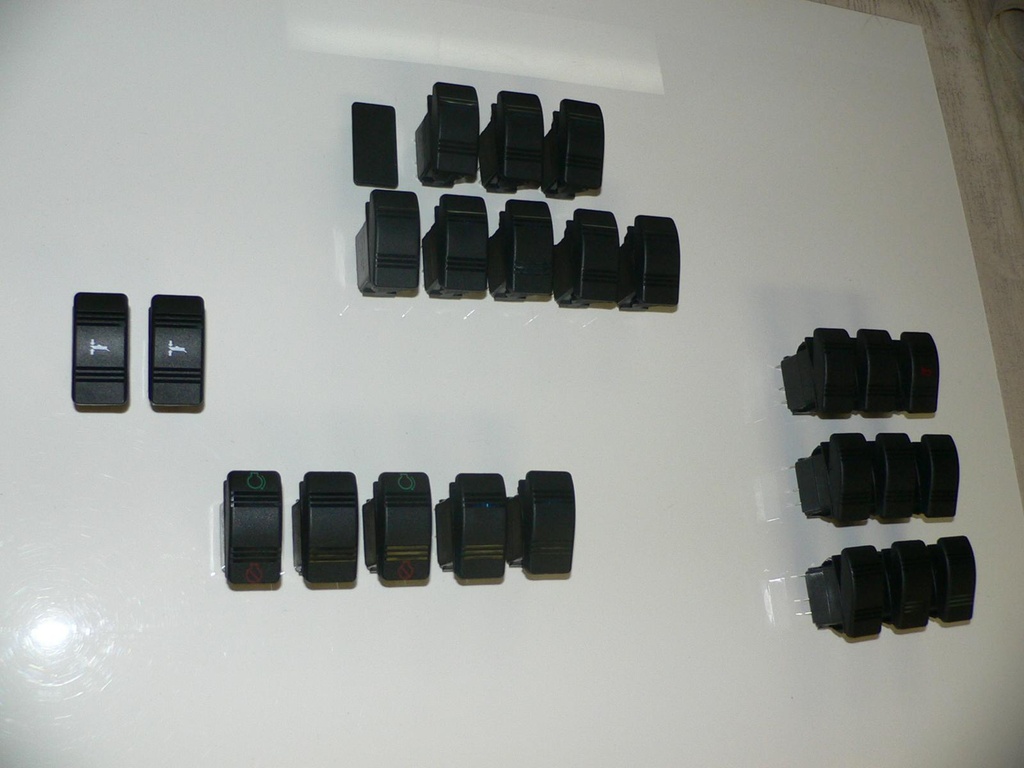 330 370 Express Cruiser 1997 SWITCH kit including Covers/Actuators