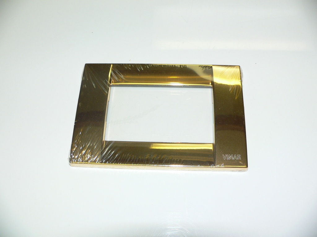 Vimar Classica Cover Plate, 3 Module Square Corners