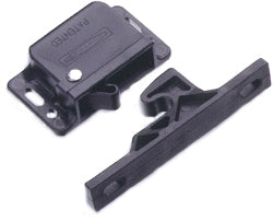 Southco C3-810 Push to Close Grabber Latch Black  10 Lbs