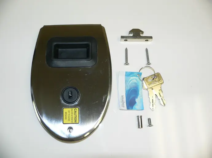 Mobella MF Flush entry door lockset - Stainless Steel Oval