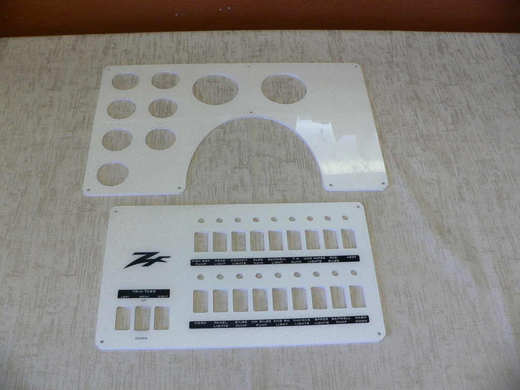 Donzi 35ZF Dash Panel Set