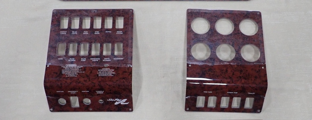 270 Sundancer Twin Engine - Switch Panels Only-1995