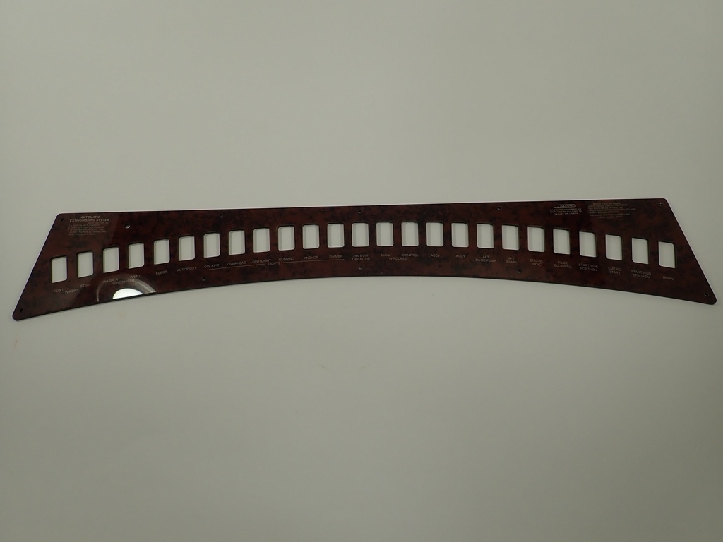 390 480 Motoryacht Switch Panel 2003-2004