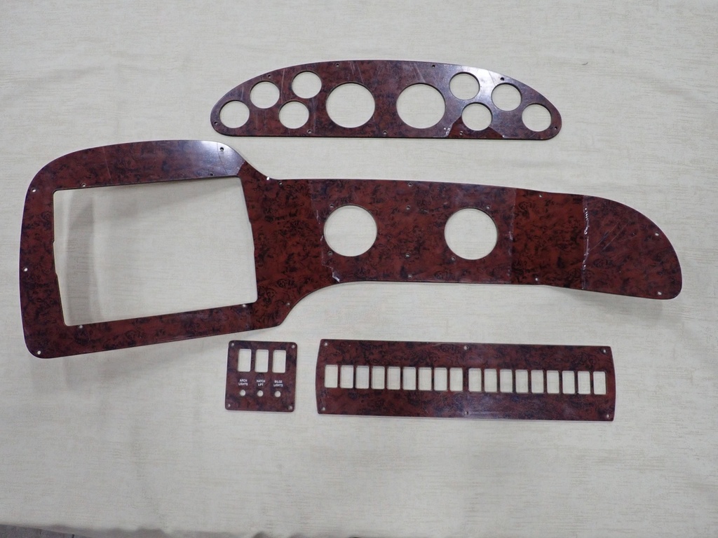 Regal 3560 / 3760 / 3860 - Instrument Panel Set
