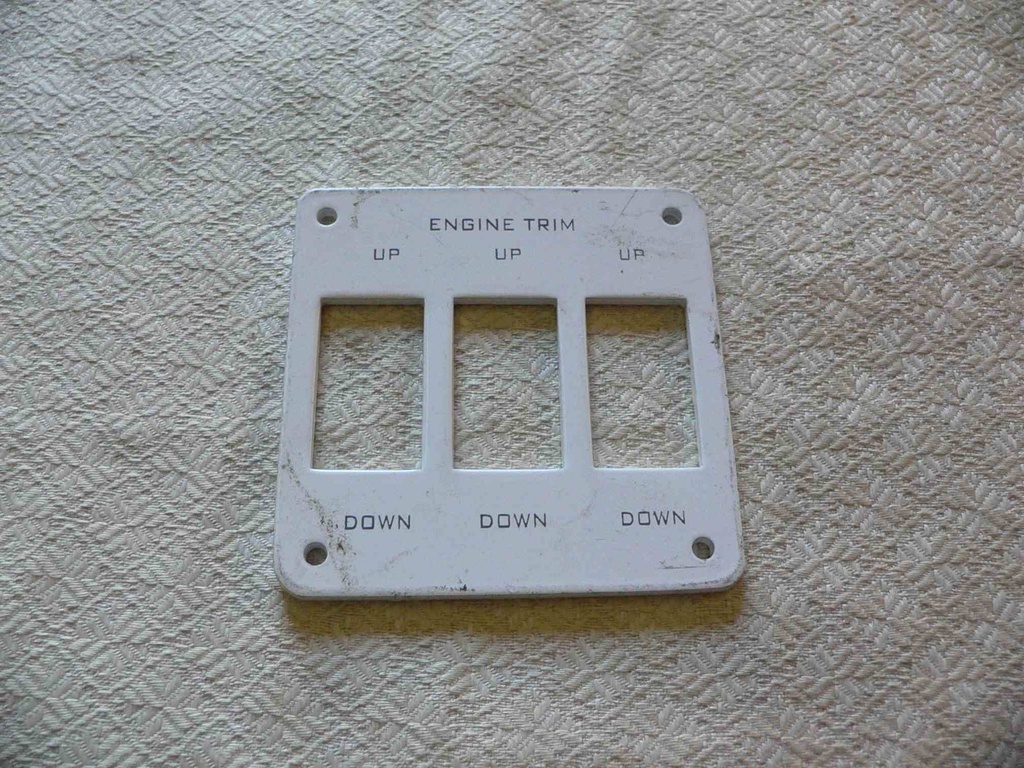Donzi Dash Instrument Panel 3-1/2"L x 3-1/2"H