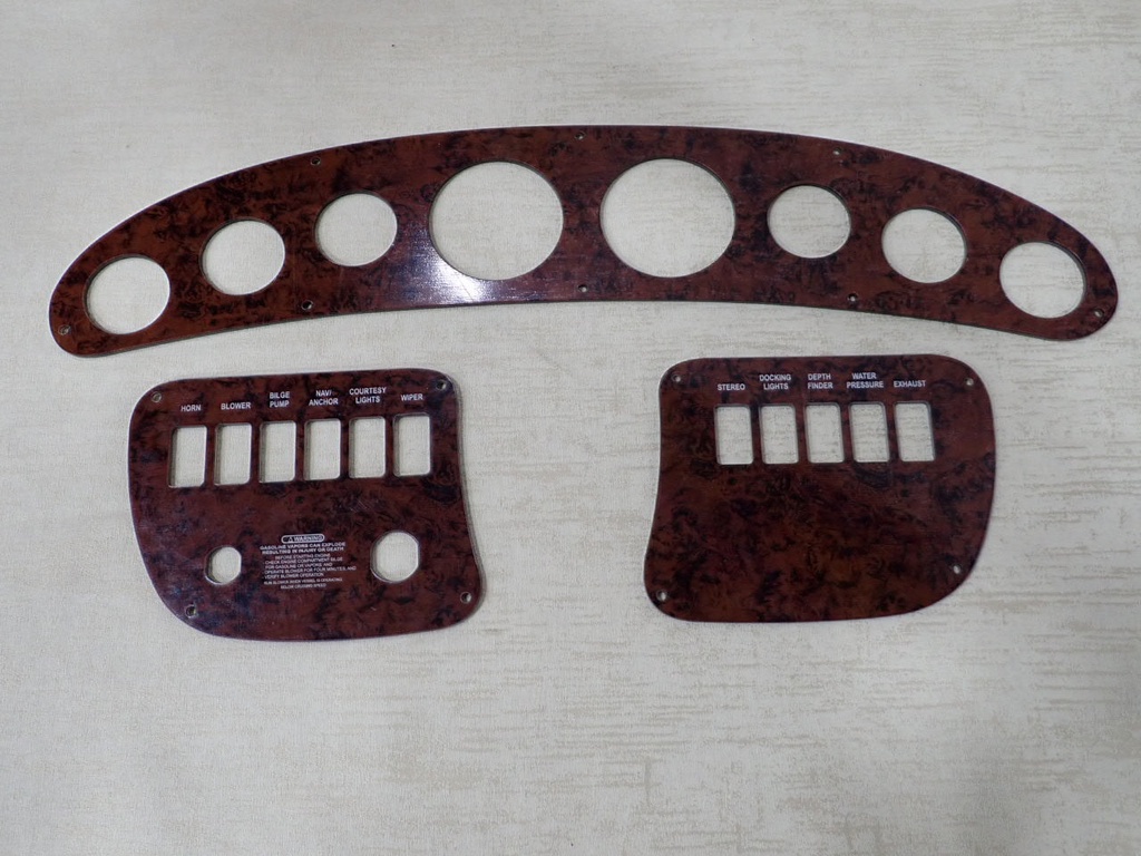 Chaparral 26ssi 2005 Instrument and switch panel set