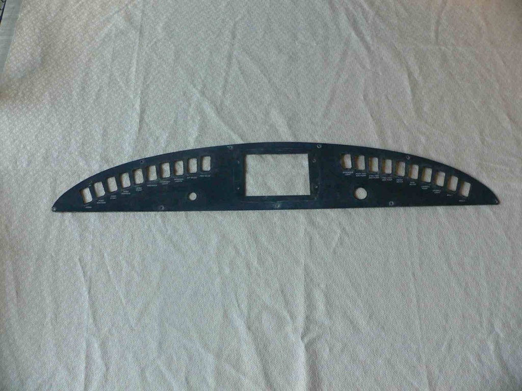 Boston Whaler Dash Instrument Panel 320 Outrage, 320 Cuddy