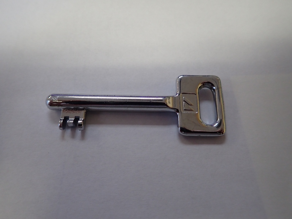 Mobella Skeleton Key for Slim Entry Door Lock