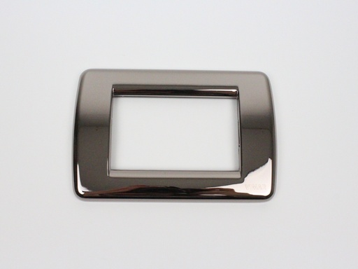 [ELC-007706] Vimar Black/Chrome 3 Module Cover Plate, Round Corners 16753.31