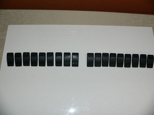 [ELC-018504] KIT - 330 Sundancer 1995-1999 Replacement Carling Switch Covers/Actuators 