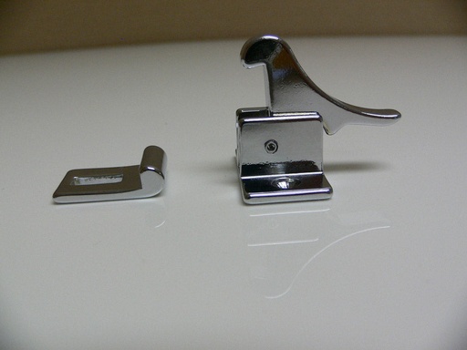 [HDW-003547] Hook & Elbow Catch Chrome over brass