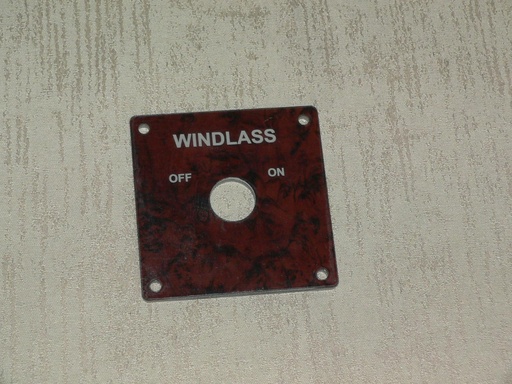 [PNL-SRMiniWindlassMain] Windlass Main on/off switch panel 3-1/4" x 3-1/4" (82mmx82mm)