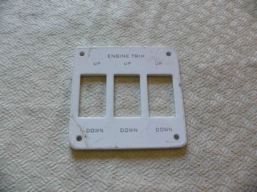 [PNL-DonziEngTrim] Donzi Dash Instrument Panel 3-1/2"L x 3-1/2"H