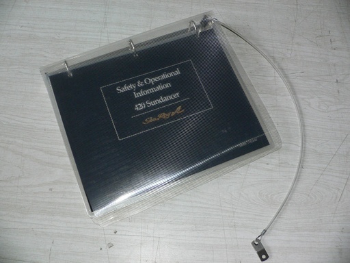 [SUR-000077] Sea Ray safety and operations quick reference manual 2004 390 Sundancer part# 1756670